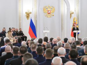 Putin vows to seize all of Donbas as Zelensky prepares new peace plan