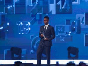 "ذا بيست" 2025: الموعد، القنوات الناقلة، وقوائم المرشحين الأبرز في ليلة التتويج