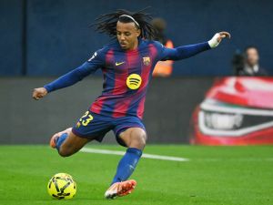 برشلونة يوضح حالة كوندي بعد خروجه مصابًا في مباراة فياريال