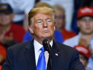  خطوة جديدة من ترامب: حصار بحري نفطي على فنزويلا