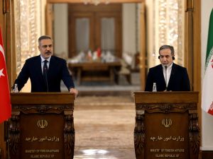 Iran FM visits Turkey