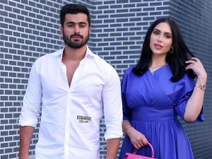 الدكتورة خلود وأمين