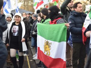 الاحتجاجات في إيران