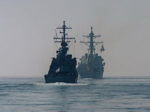 مدمرات إسرائيلية أميركية