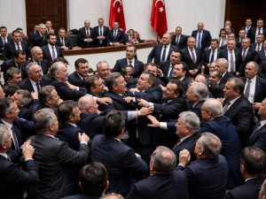 البرلمان التركي على صفيح ساخن إثر تعديل وزاري مثير