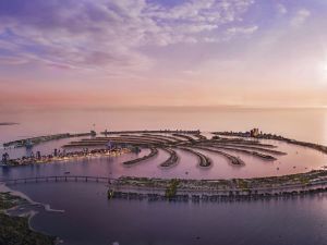 Aldar and dubai holding expand strategic joint venture with aed 38 billion in new developments in dubai