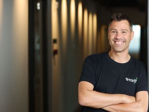 eToro Deepens Its Connection with Retail Investors Through New Shareholder Engagement Initiative in Partnership with Stockperks