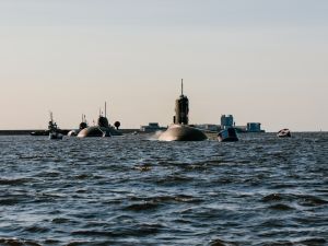 أستراليا تستثمر 2.8 مليار دولار لإنشاء منشأة لغواصات نووية