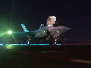 مقاتلة أميركية