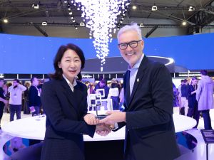 Samsung Galaxy S26 Ultra Awarded ‘Best in Show’ at the Global Mobile Awards at Mobile World Congress 2026