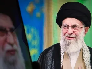 إيران تبدأ مراسم وداع علي خامنئي لثلاثة أيام
