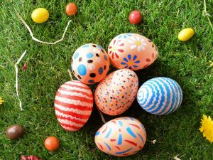 كيف أهنئ المسيحيين بعيد الفصح؟