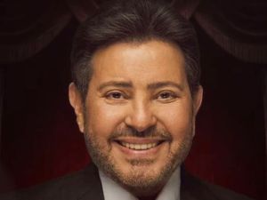 نادية مصطفى تكشف تطورات الحالة الصحية لهاني شاكر 