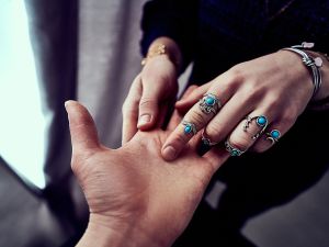 palm reading trend