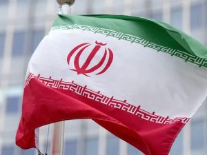 علم إيران