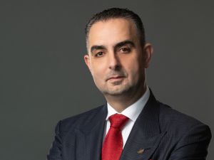 الرمز تسجل إيرادات قياسية عبر قطاعات الأعمال الرئيسية خلال الربع الأول من عام 2026
