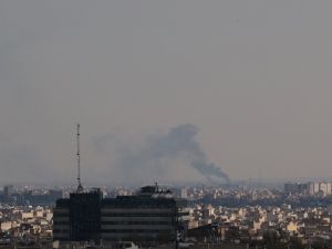 انفجاراً في موقع عسكري إيراني بعد غارات أمريكية رداً على هجوم بمسيّرات في مضيق هرمز