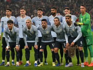 أراوخو يعود إلى برشلونة للخضوع للعلاج قبل انطلاق كأس العالم