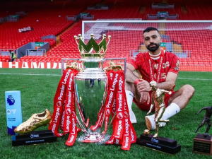 رسالة مؤثرة من شقيقة محمد صلاح في عيد ميلاده الـ34