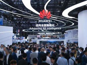 Huawei Helps Global Carriers Monetize Tokens with Service-Network-Compute Integration