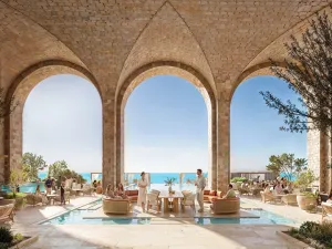 Modon Holding and Nammos Hotels & Resorts bring Nammos Ras El Hekma to Egypt’s North Coast