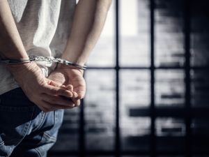 سرقوا حسابات بنكية.. عصابة "الجوائز المجانية" في قبضة الأمن المصري