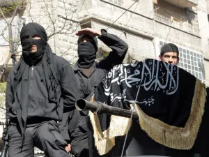 شبكة لإرسال مقاتلين إلى سوريا"