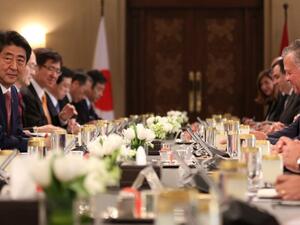 Japan's Prime Minister Shinzo Abe attends a meeting with the Jordanian King Abdullah II (AFP/File Photo)	