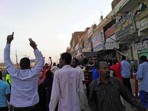 Anti-government demonstrators in the Sudanese capital Khartoum's southern business district of El-Kalakla. (AFP/File)