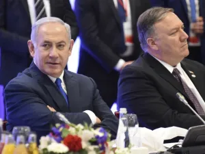 Israel's Prime Minister Benjamin Netanyahu (L) and US Secretary of State Mike Pompeo attend the conference on Peace and Security in the Middle East in Warsaw, on February 14, 2019. 
Janek SKARZYNSKI / AFP