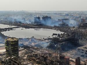 An aerial view shows a chemical plant after an explosion in Yancheng in China's eastern Jiangsu province, on March 23, 2019. (STR / AFP)