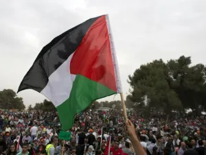 Sisi would like to see a weaker Hamas, a marginalized Iran and an agreement that puts Egypt back at the center of Middle East diplomacy (AFP/File)