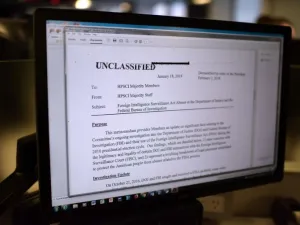 The Republican memo released by Congress is displayed on a journalist's computer screen at a newsroom in Washington DC, on Feb. 2, 2018. (Eric BARADAT / AFP)