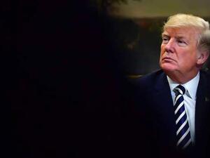 جاء في نهاية بيان البيت الأبيض، أن "ترامب وزوجته ميلانيا يتمنيان شهرا مباركا لكل المسلمين"