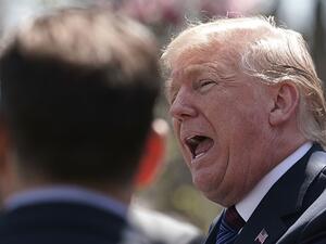 فريق مولر يستجوب صديق ترمب حول "التدخل الروسي"
