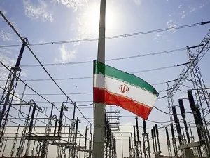 وكان الرئيس الأمريكي دونالد ترامب قد صنف الحرس الثوري أمس الاثنين، منظمة إرهابية.

