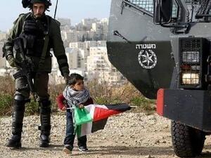 كتب عضو المجلس التشريعي عيسي قراقع مقال بعنوان شيطنة الاطفال ... نتفوا وحرقوا شعرهم واقتادوهم عراة

