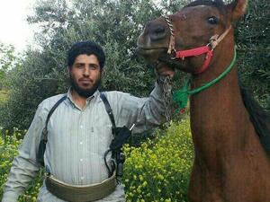 وعلقت بالقول "الشيخ أبو جليبيب وهو في جهاده في أرض الرافدين نسأل الله ان يتقبله يظهر في إصدار لمؤسسة الفرقان ..
