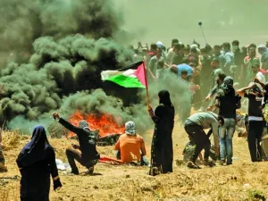 أدى القمع الدموي من قبل قوات الاحتلال للمشاركين في مسيرات العودة الشعبية، إلى سقوط نحو 260 شهيدا
