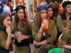 صورة لجنود إسرائيليين في قلب مدينة إيرانية!
