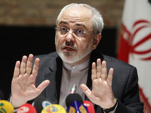 شارك ظريف يوم الأربعاء في مراسم استقبال رئيس الوزراء الأرمني الذي وصل طهران صباحا.