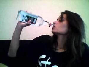 وتوفي وفي مدينة البورز ثلاثة أشخاص إثر التسمم بخمر مغشوش.

