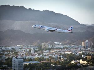 الاحتلال يفتتح مطارا يطل على السعودية
