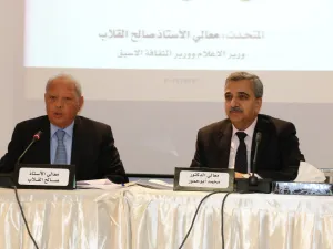 د. أبوحمور: المطلوب استعادة الحد الأدنى من العمل العربي المشترك للبدء بإعادة الإعمار والتنمية

