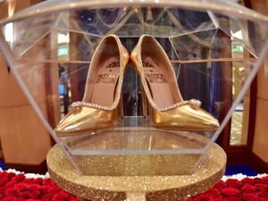 دبي تعرض أغلى حذاء في العالم والثمن 17 مليون دولار