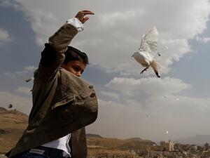 مشروع قرار بريطاني، يقترح نشر نحو 75 مراقبا دوليا في مدينة الحديدة