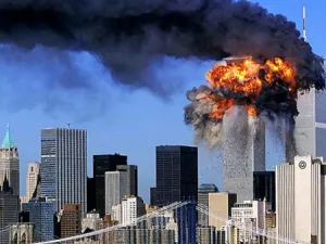 ساعتان غيرتا العالم في 11 سبتمبر 2001 بأربع هجمات انتحارية منسقة