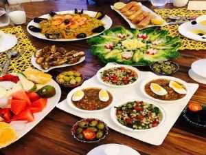 أكثري من السلطات على مائدة رمضان 