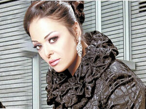 الجمهور يهاجم داليا البحيري بعد نشرها صورة لابنتها