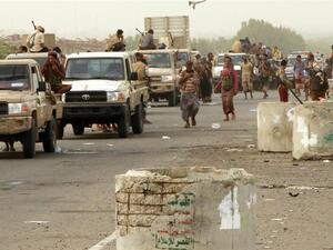 Tens of thousands of Yemenis have fled their homes as fighting intensifies near Hodeidah city [Nabil Hassan / AFP] 